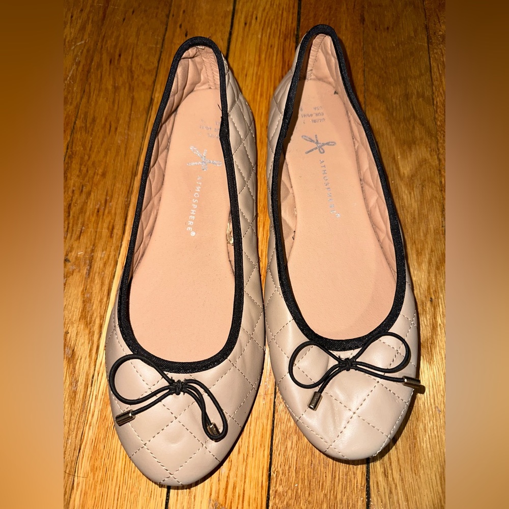 Cute comfy flats